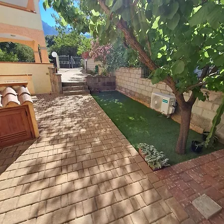 Goloritze 3* 칼라고노네